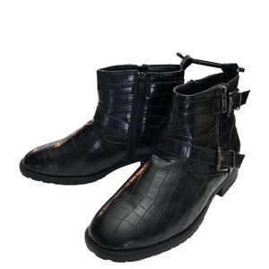 🆕 Faux Leather Croc Booties